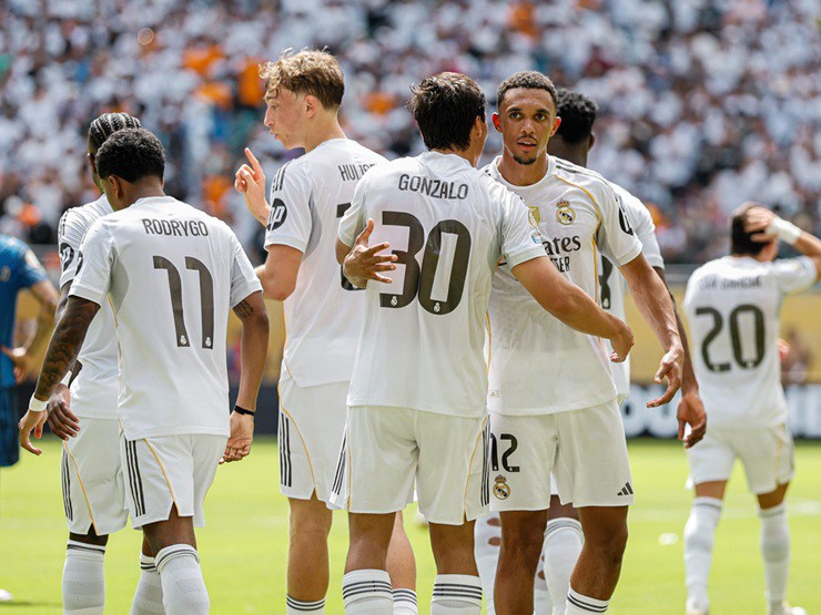 Real Madrid không chỉ phải&nbsp;giành 3 điểm mà còn cần màn trình diễn thuyết phục