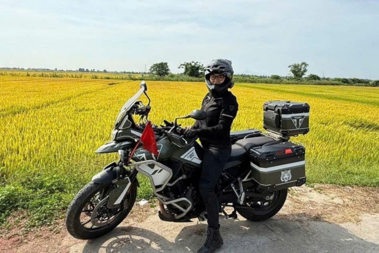 Khi quý bà chơi xe mô tô phân khối lớn - 6