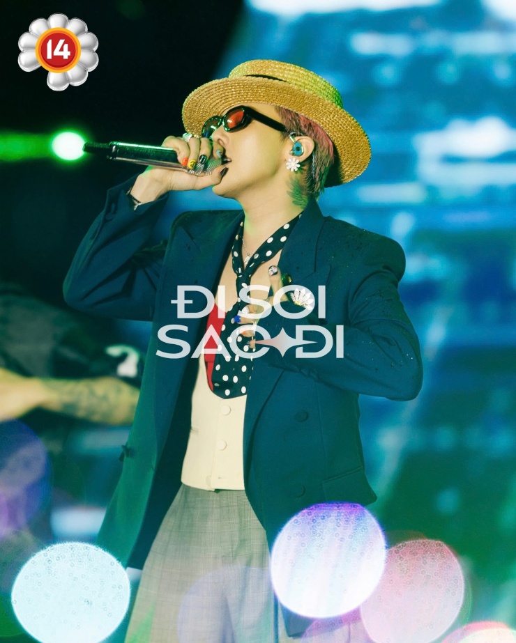 CL (2NE1) tươi tắn, thân thiện sân bay Nội Bài trong ngày về Hàn (Nguồn: Fanplusone_Natsy)