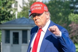 Ông Trump lần đầu tiên phát biểu sau vụ Mỹ ném bom cơ sở hạt nhân Iran