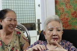 Sở hữu nhà mặt tiền Quận 3, ca sĩ Hồng …