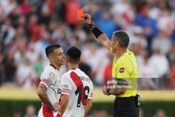 River Plate đấu Monterrey hóa " võ đài " : Cơn mưa 10 thẻ vàng & amp; 1 thẻ đỏ