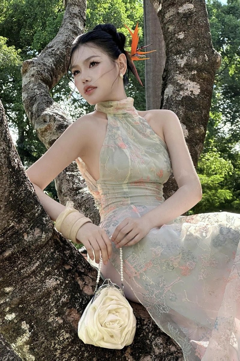 'Ngựa ô' Đỗ Cẩm Ly: Từ 27,3 điểm thi đại học đến Á hậu Hoa hậu Hoàn vũ Việt Nam - 5