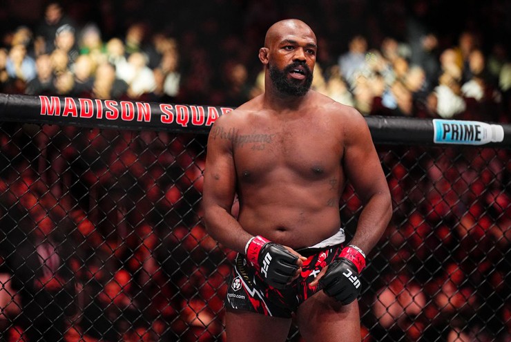 Jon Jones được xem là võ sĩ vĩ đại nhất MMA