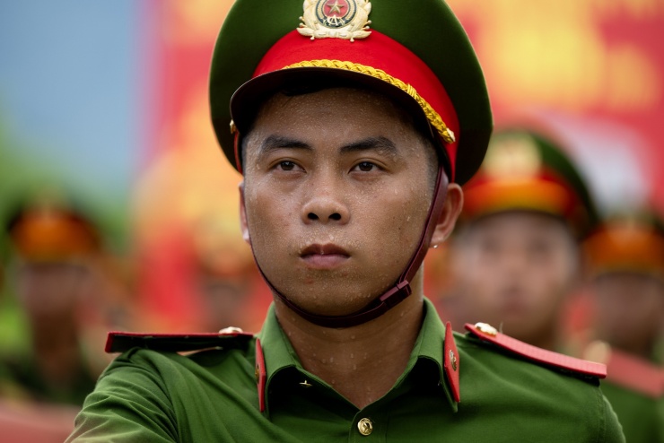 Mồ hôi thấm áo chiến sĩ CAND dưới nắng nóng 40 độ: Những hình ảnh xúc động trên thao trường, hướng đến lễ diễu binh 2/9 - 7