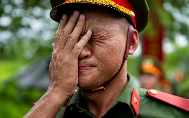 Mồ hôi thấm áo chiến sĩ CAND dưới nắng nóng 40 độ: Những hình ảnh xúc động trên thao trường, hướng đến lễ diễu binh 2/9 - 11