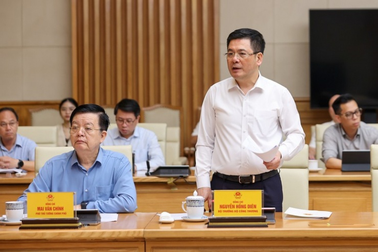Bộ trưởng Bộ Công Thương Nguyễn Hồng Diên (Ảnh: VGP).