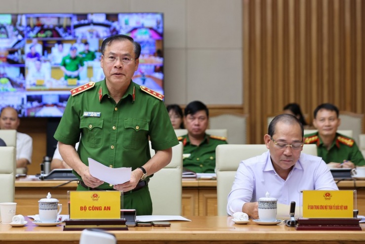 Thứ trưởng Bộ Công an Nguyễn Văn Long (Ảnh: VGP).