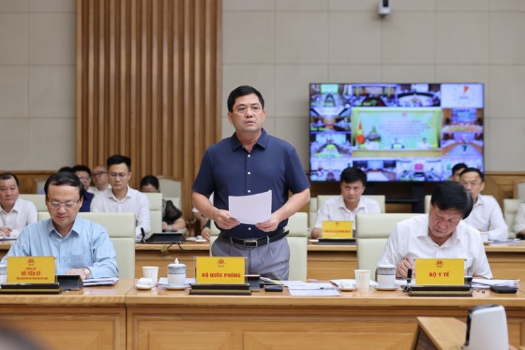 Thứ trưởng Bộ Quốc phòng Nguyễn Hồng Thái (Ảnh: VGP).