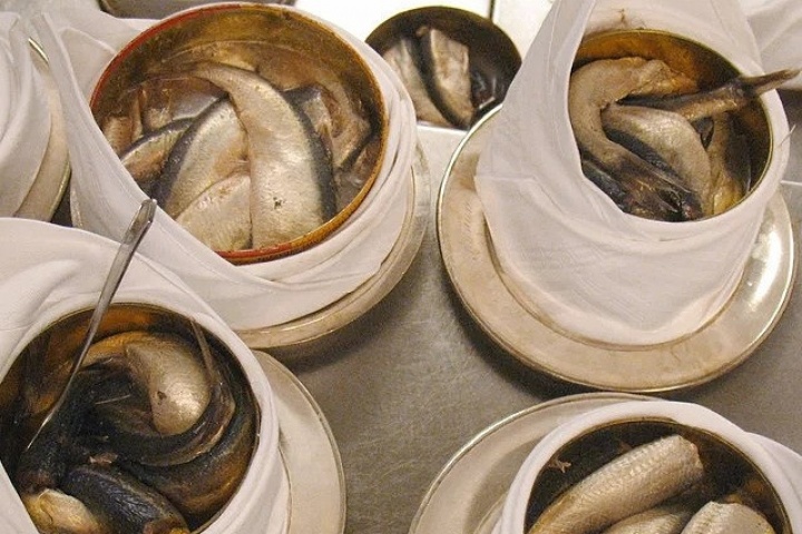 Bí mật về món cá mùi thối nhất thế giới