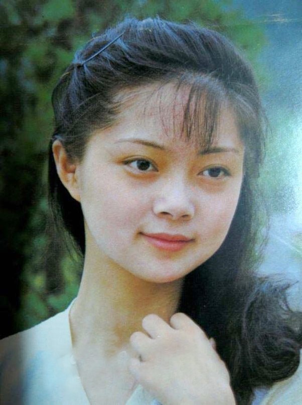 Nhan sắc nàng "Tiết Bảo Thoa" khi trẻ.