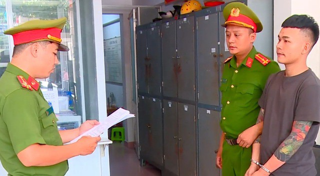 Việt đã bị Công an tỉnh Khánh Hòa tạm giữ.