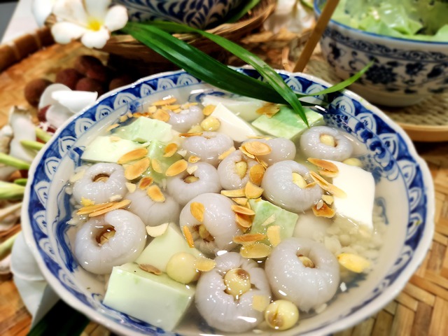 Quả vải chín rộ giá bán ‘rẻ như cho’, chị em mách nhau cách làm món ngon giải nhiệt lạ miệng ngày hè - 6