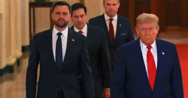 Dự luật cải cách kinh tế của ông Trump đối mặt với chi phí tăng vọt và tranh cãi chính trị