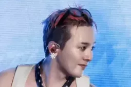 G-Dragon cảm ơn Hà Nội