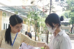 Sau khi biết điểm thi, điểm chuẩn lớp 10, thí sinh cần làm gì?