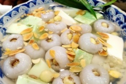 Quả vải chín rộ giá bán ‘rẻ như cho’, chị em mách nhau cách làm món ngon giải nhiệt lạ miệng ngày hè