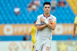 Tiến Linh một mình đấu  băng nhóm Brazil , ngoạn mục giành Vua phá lưới V-League