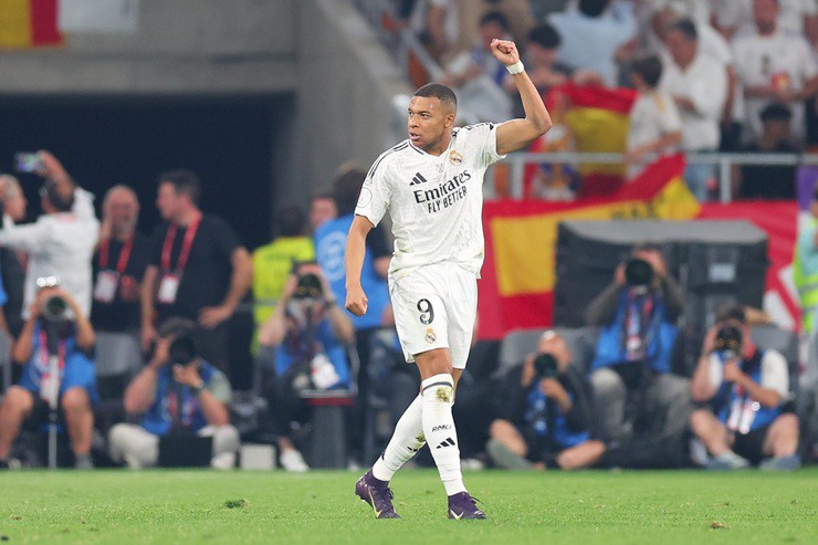 Mbappe đã bỏ tập&nbsp;suốt 1&nbsp;tuần qua vì bị viêm dạ dày ruột cấp tính