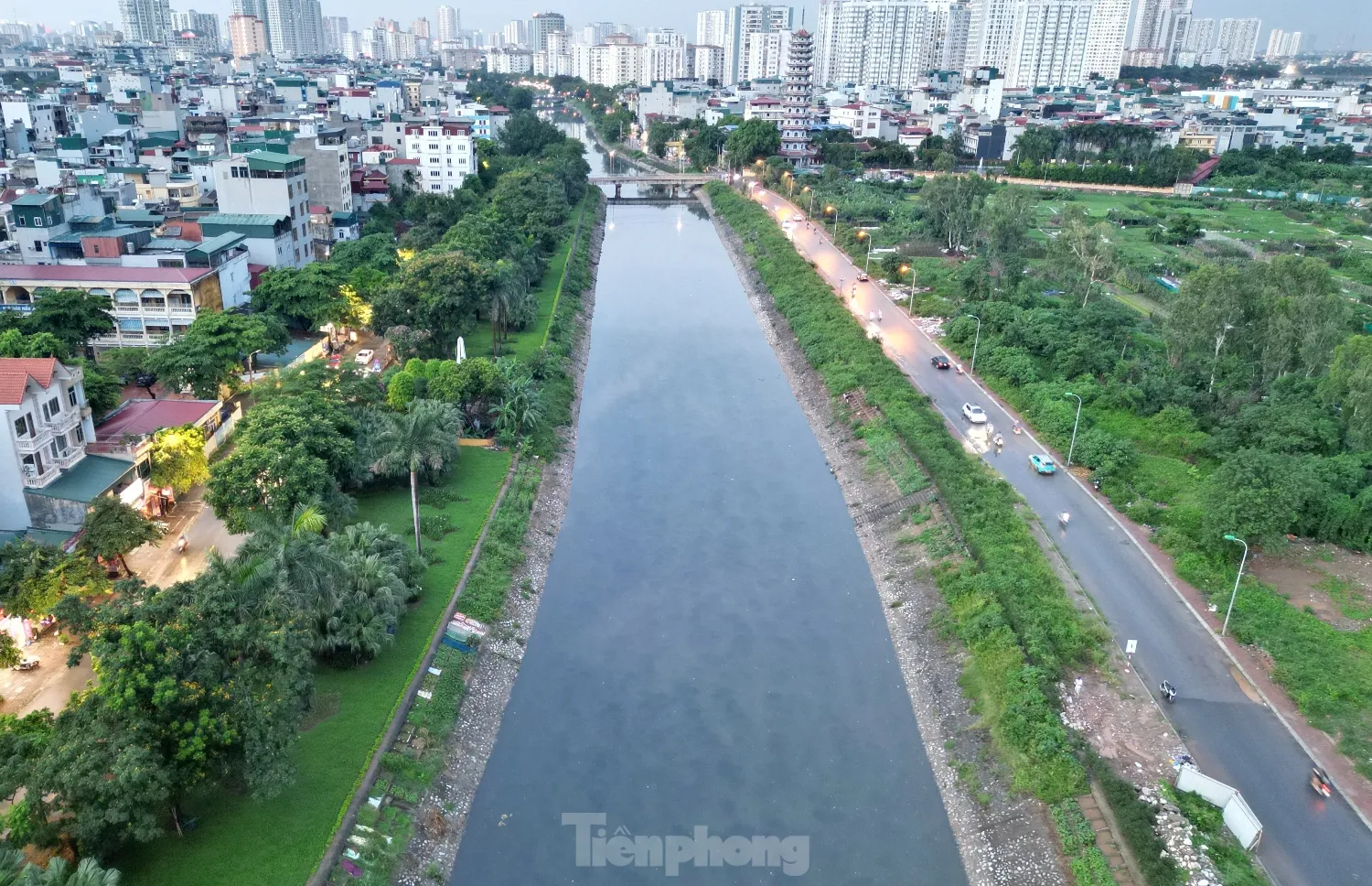 Theo tiến độ thành phố Hà Nội yêu cầu, trong tháng 8/2025, công trình đập tràn sẽ xong, từ tháng 9/2025 việc lấy nước vào sông Tô Lịch sẽ được thực hiện.