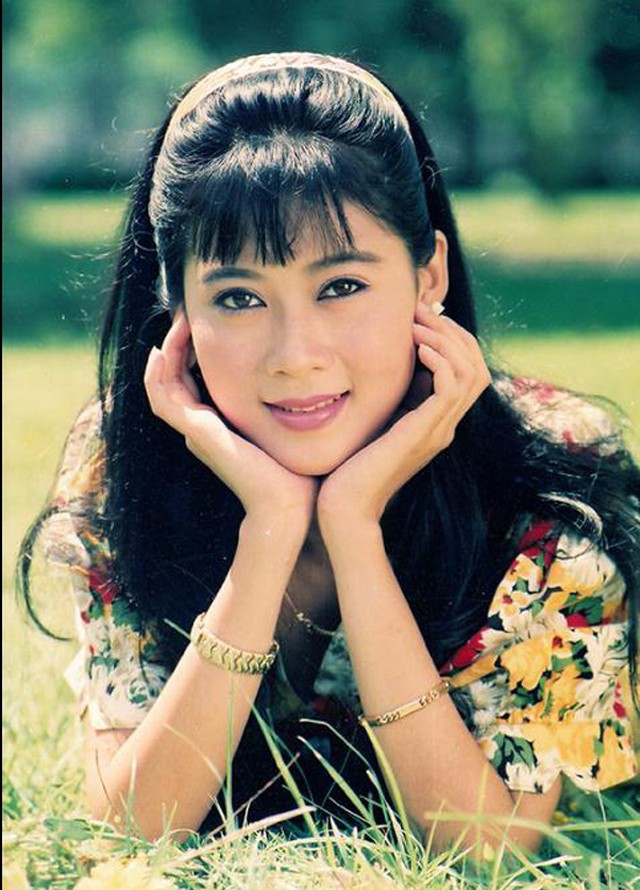 Với khán giả Việt Nam đầu thập niên 1990, Lý Hùng là nam tài tử điện ảnh, còn Diễm Hương là biểu tượng nhan sắc, “Nữ hoàng ảnh lịch”, “Đệ nhất mỹ nhân màn ảnh”...