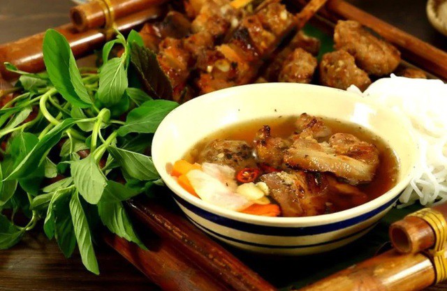 Cây rau thơm trong tô bún lại là &#39;khắc tinh&#39; của cao huyết áp và cholesterol xấu - 2