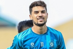 Hà Nội FC và bài toán nhập tịch cho Hendrio
