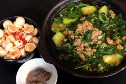 Rau rẻ tiền bán đầy chợ nhưng giúp lợi tiểu, giảm phù, làm đẹp da từ bên trong – Nhiều người vô tình bỏ qua