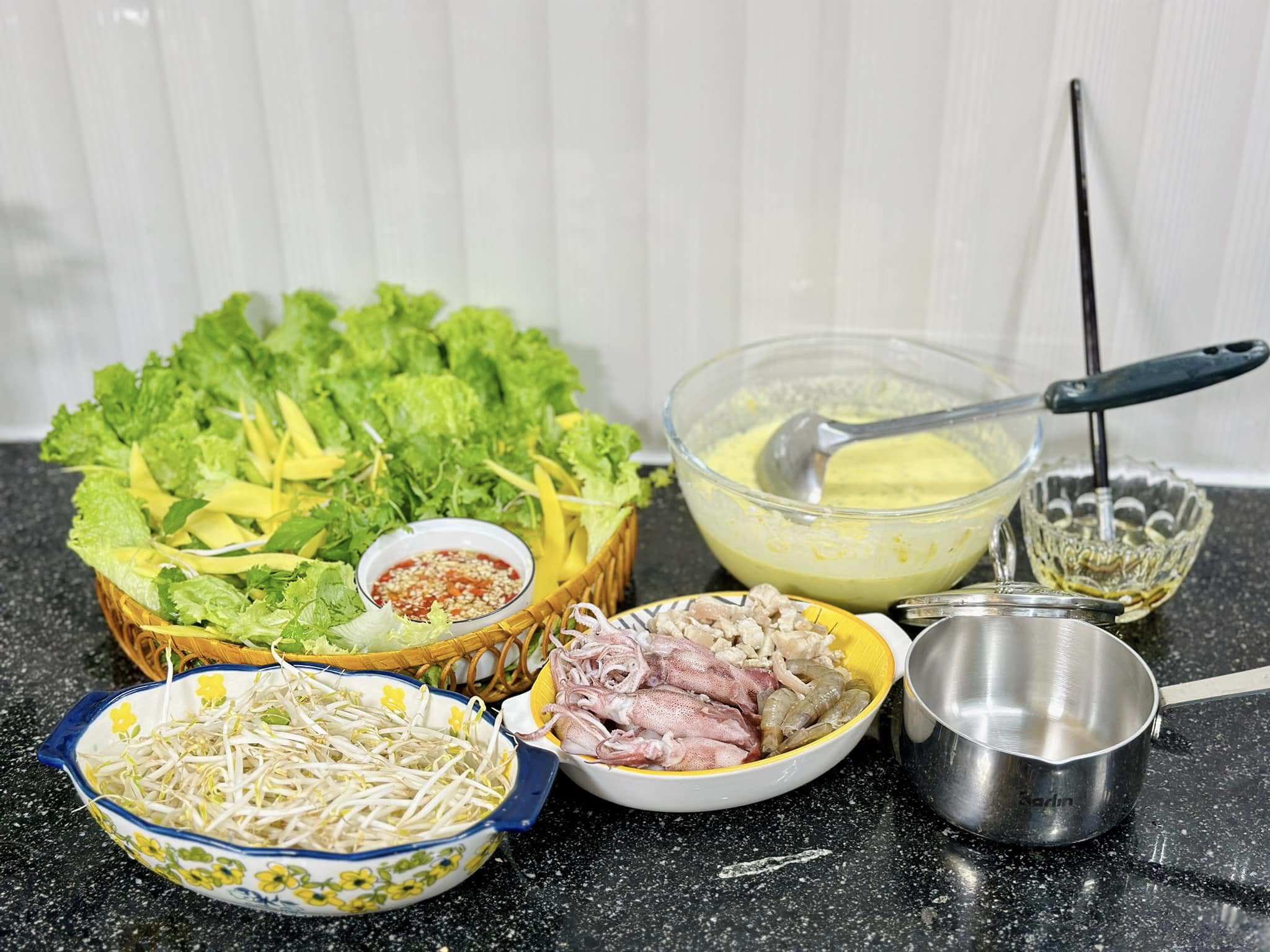 Bữa tối chán cơm thử làm ngay món bánh siêu giòn ngon, ăn mãi không chán - 2