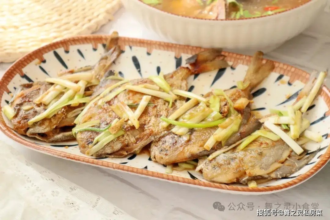 Bữa cơm gia đình với thực đơn 4 món dân dã - 1