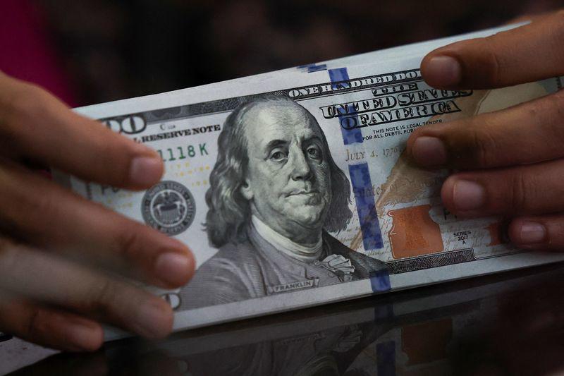 USD không còn là sự lựa chọn hàng đầu
