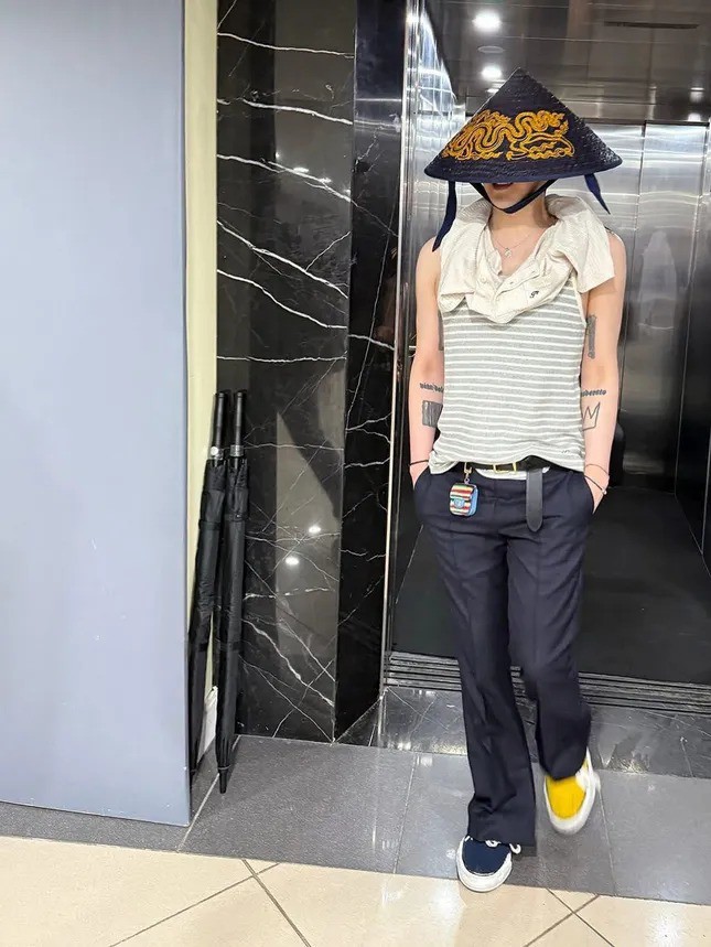Phương Ly đính chính về bức ảnh chụp chung với G-Dragon - 4
