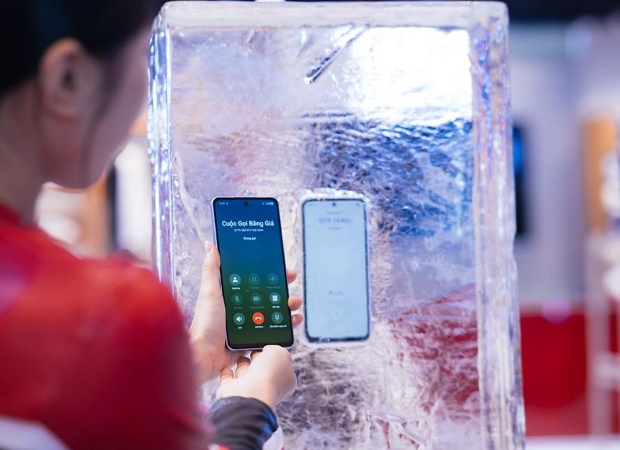 OPPO A5 Pro nổi bật với khả năng siêu bền bỉ, chống chọi với mọi thời tiết khắc nghiệt