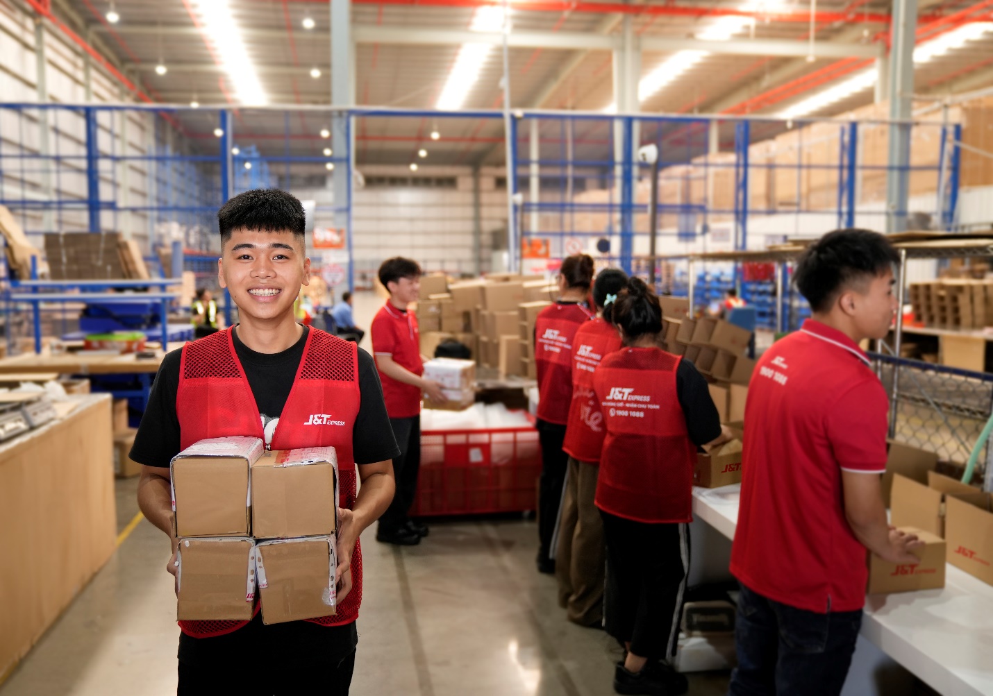 J&amp;T Express đặt mục tiêu cung cấp giải pháp vận chuyển phù hợp cho nhiều loại hình doanh nghiệp