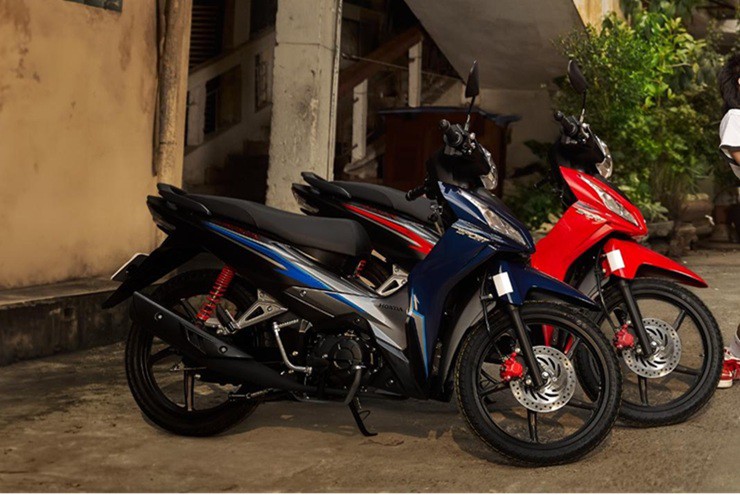 Giá xe máy Honda Wave RSX cập nhật tháng 6/2025: Chênh nhẹ! - 1