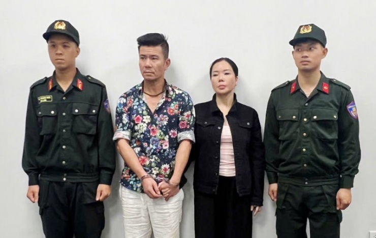 Cơ quan Công an bắt giữ Nguyễn Thị Mai Anh và Lê Văn Đông.