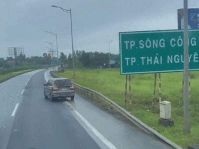 Lùi xe trên cao tốc Hà Nội - Thái Nguyên, nữ tài xế bị phạt 35 triệu đồng
