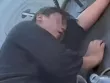 Nam ca sĩ Khương Đào rơi xuống biển