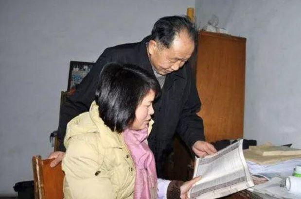 Cô giáo 38 tuổi kết hôn với ông lão 66 tuổi, cái kết sau đám cưới thật bất ngờ - 2