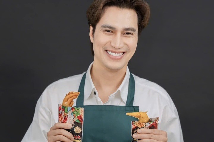 NSƯT Việt Anh hiện là Tổng giám đốc kiêm người đại diện theo pháp luật của hai công ty hoạt động trong lĩnh vực thực phẩm