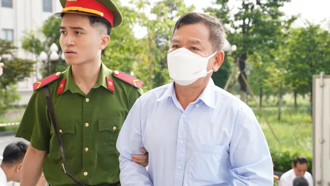 Bị cáo Đặng Văn Minh, cựu Chủ tịch Quảng Ngãi.