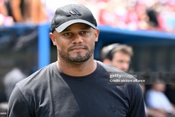 Bayern bất ngờ thua đau Benfica: Kompany nhận lỗi, lý giải vì sao Kane dự bị