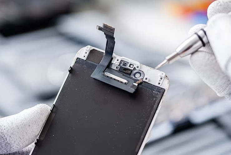 Hãy ưu tiên chọn các mẫu smartphone có điểm sửa chữa cao nhất.