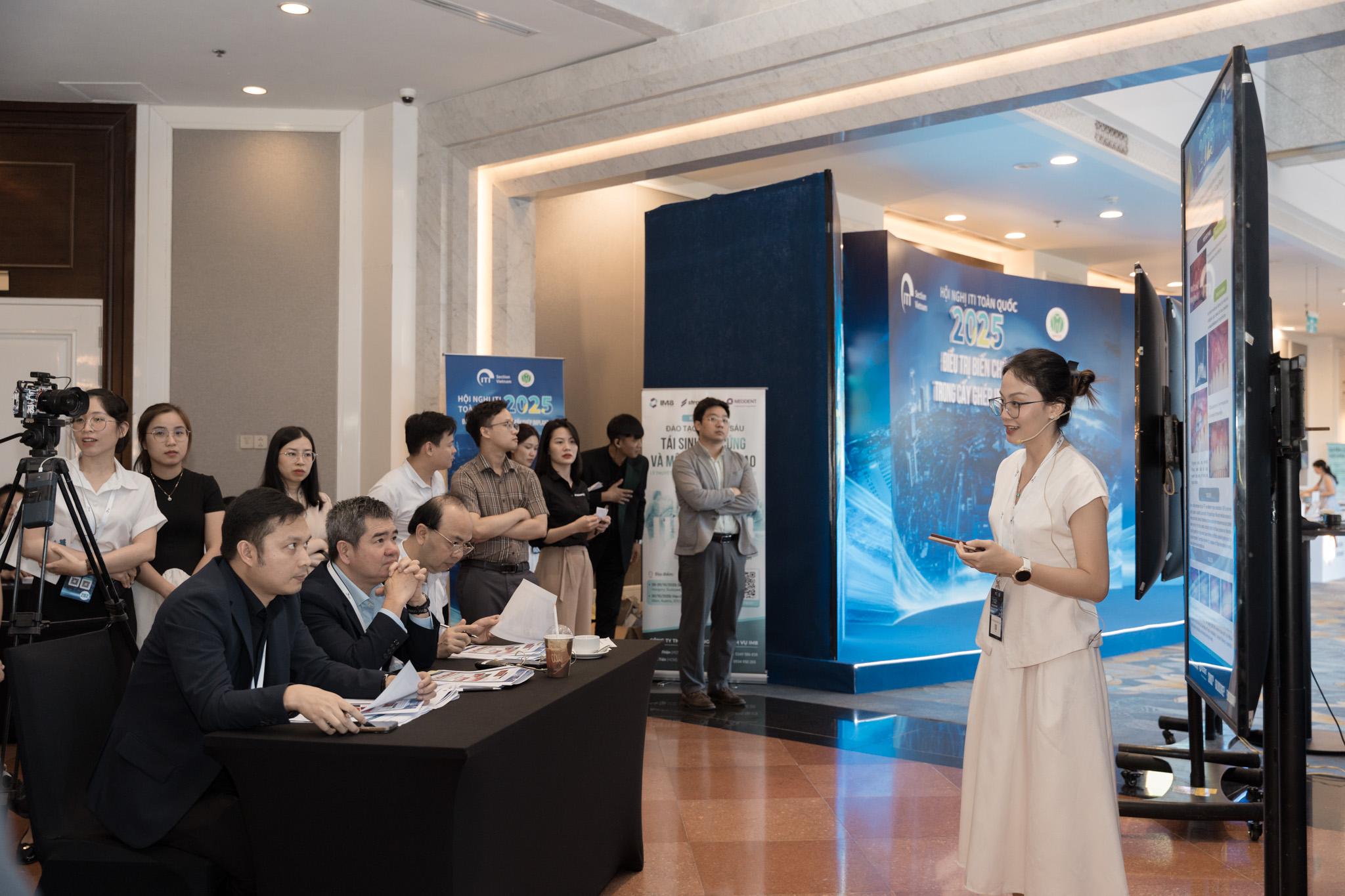 ThS. BS. Võ Huyền Bảo Trân trình bày ca lâm sàng tại diễn đàn E-Poster trong khuôn khổ Hội nghị ITI Toàn quốc 2025. Ảnh: ITI Section Vietnam.