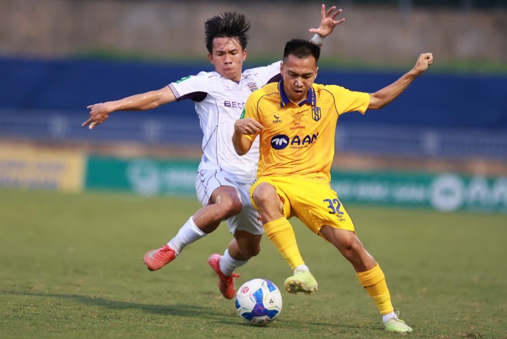 Video bóng đá SLNA - Bình Dương: Rượt đuổi nghẹt thở, phạt đền ấn định (BK Cúp Quốc gia)