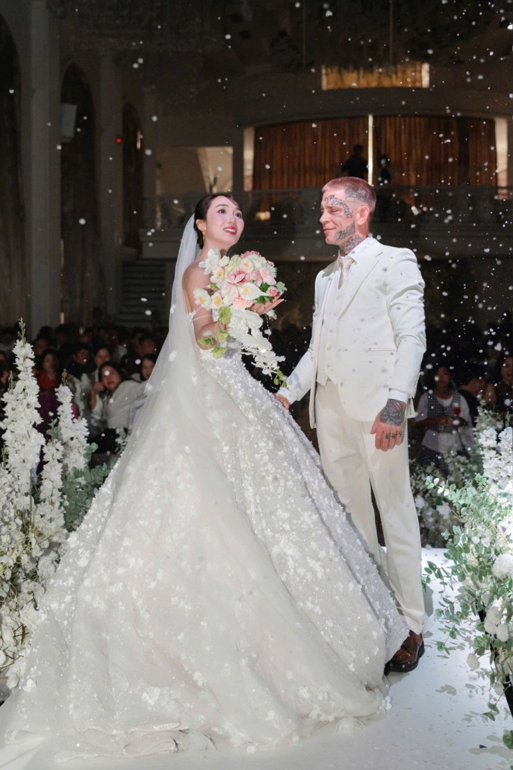 Gia Minh hạnh phúc bên Arthur 
