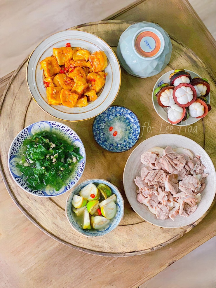 Set đồ ăn đơn giản cho ngày hè: chỉ mất 30 phút nhưng khiến cả nhà gật gù