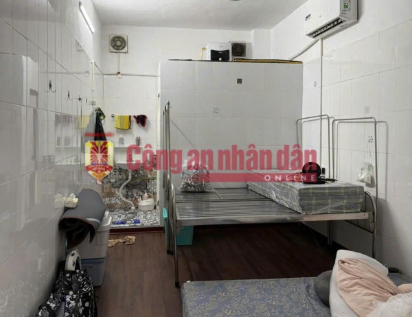 Phòng điều trị của Mai Anh tại Viện Pháp y tâm thần Trung ương được trang bị đầy đủ như phòng khách sạn.