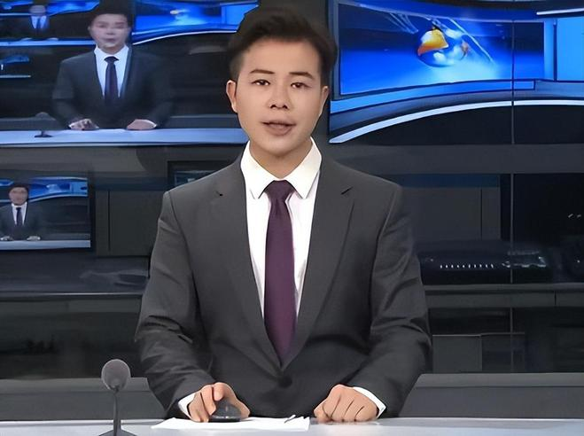 Chàng trai 27 tuổi từng là phát thanh viên tại Đài truyền hình Hồ Nam. Ảnh: Sohu