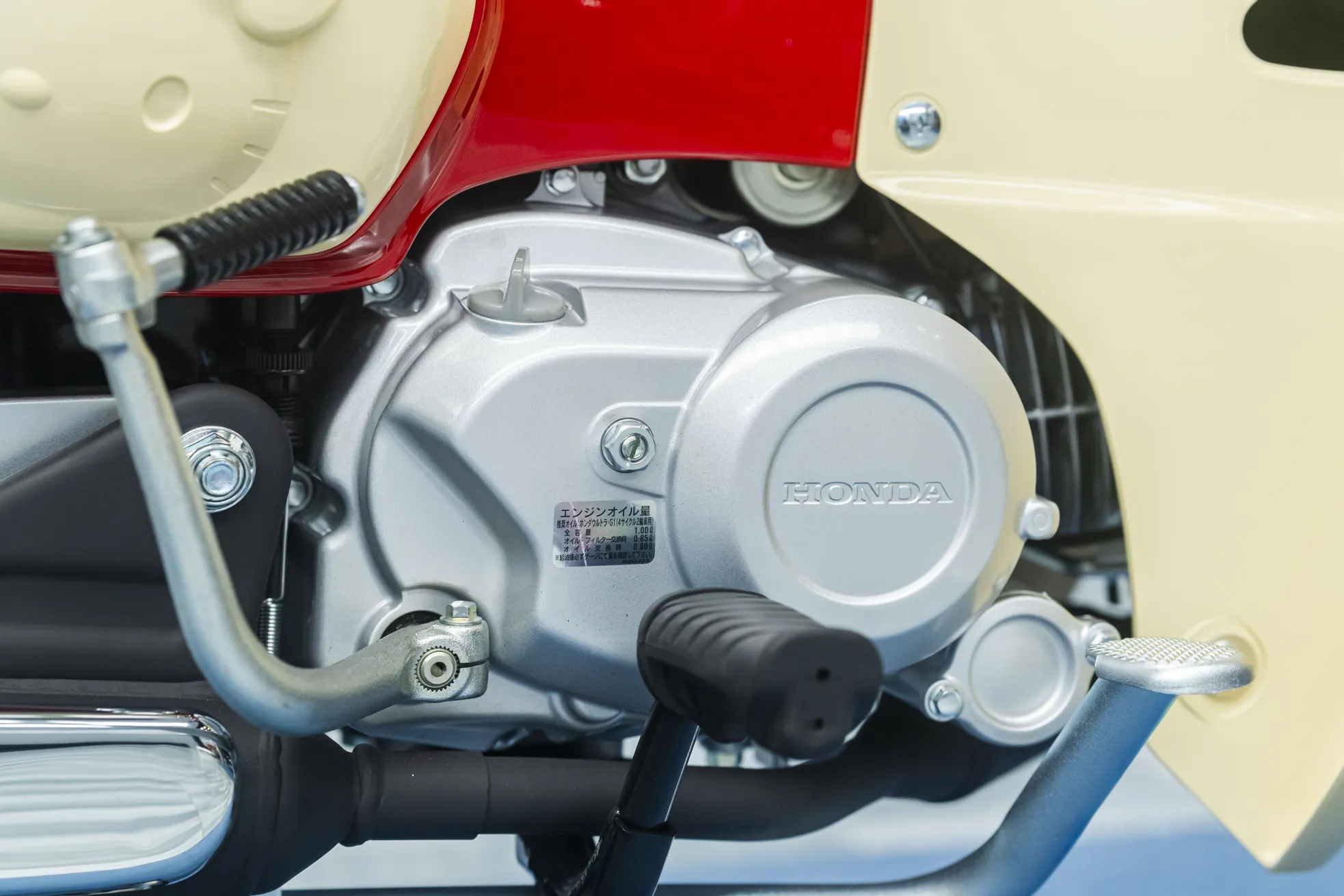 Honda Super Cub bản giới hạn được đưa về Việt Nam - 12